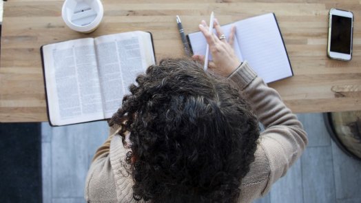 woman interpreting the Bible
