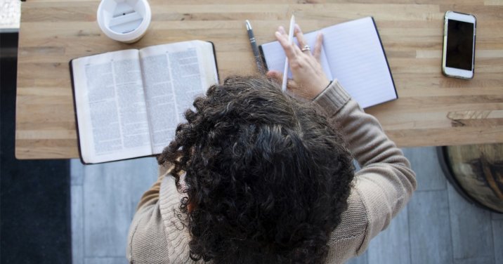 woman interpreting the Bible